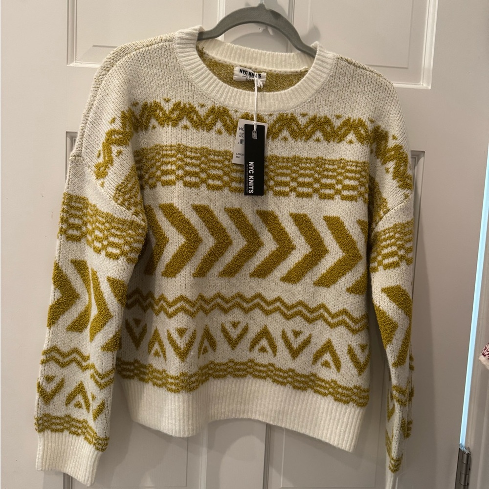 NYC Knits White and Gold Crew Neck Sweater with Fair Isle Pattern